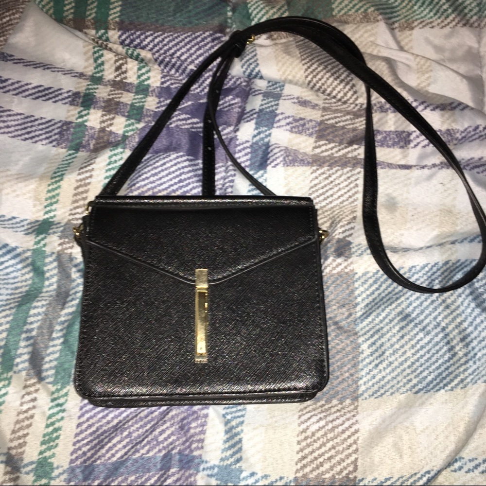 F21 crossbody